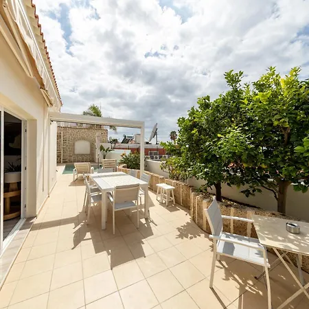 Villa Ellen View A Heated Pool Luxury Costa Adeje (Tenerife)