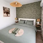 Vila Ellen View A Heated Pool Luxury *