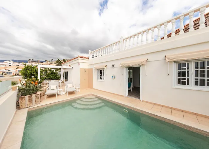 Ellen View A Heated Pool Luxury Vila *