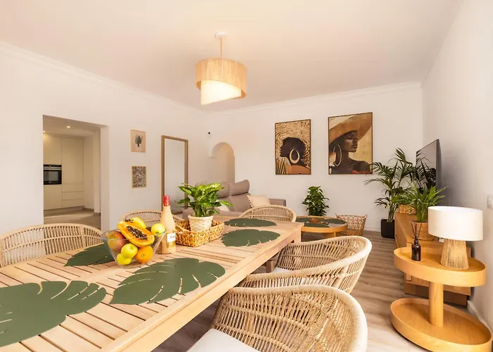 Vila Ellen View A Heated Pool Luxury