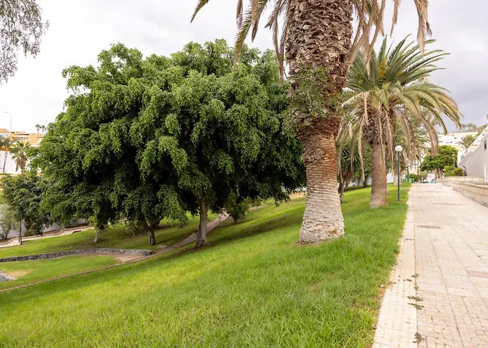 Ellen View A Heated Pool Luxury Vila